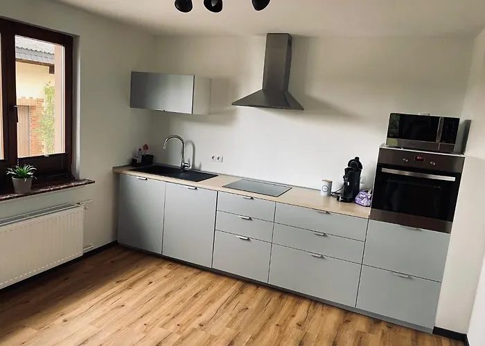 Ringtoys Mit Einem Gemeinschaftsbad One Bathroom To Share With Four *